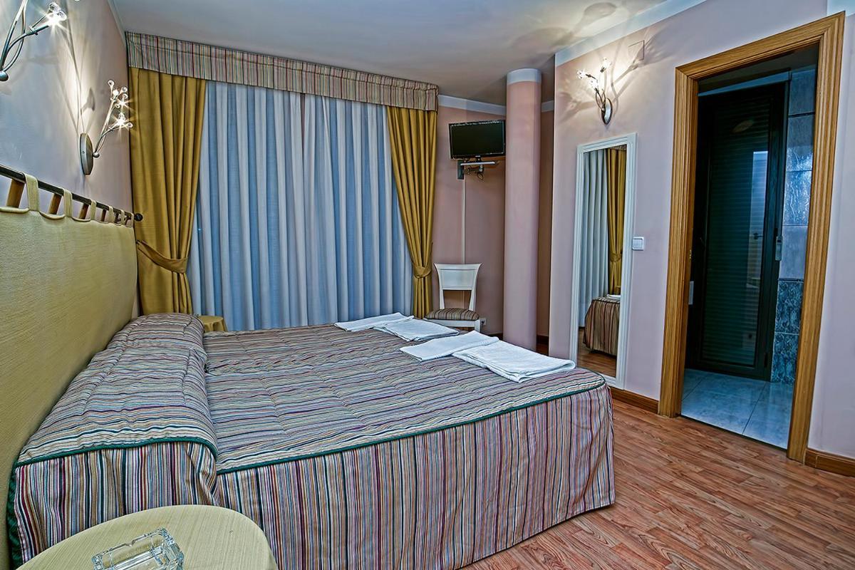 Hostal Stop Cantalejo Buitenkant foto